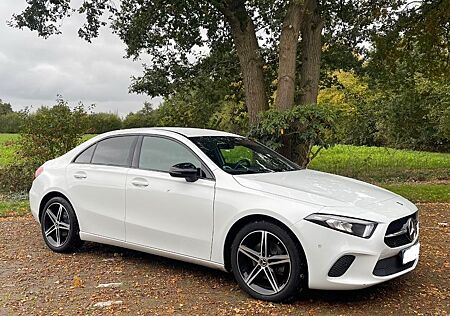 Mercedes-Benz A 200 d Limo Progressive | Widescreen|TÜV NEU