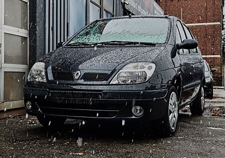 Renault Scenic 1.6 /Rentner/Automatik /wenigKM