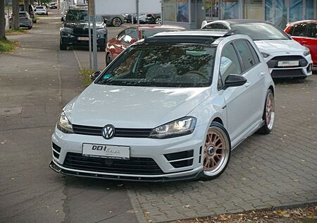VW Golf Volkswagen VII Lim. R BMT 4Motion / Pano./ ACC / DSG