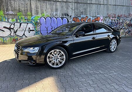 Audi A8 4.2 TDI tiptronic quattro -