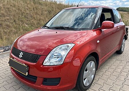 Suzuki Swift 1,3 Club Club