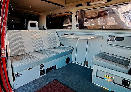 VW T3 Multivan Volkswagen Modell Magnum Hochdach