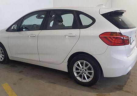 BMW 216 Active Tourer Advantage*DSG-Navi-Sportsitze*