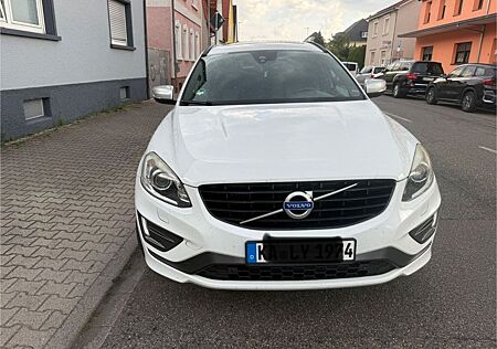 Volvo XC 60 XC60 D4 AWD R-Design