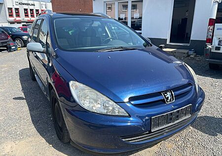 Peugeot 307 Break / 7 Sitzer /Klimaautomatik/Panorama