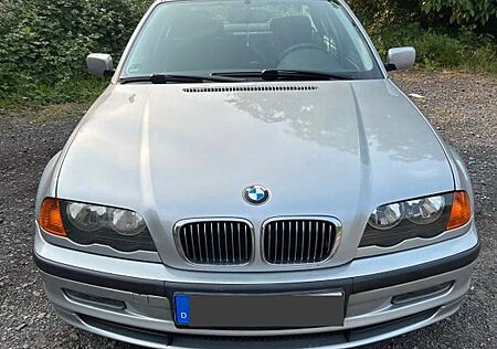 BMW 328i - gepflegt, TÜV NEU