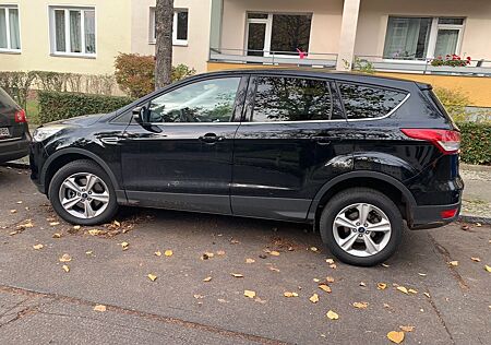 Ford Kuga gebraucht kaufen Ford Kuga 2,0 TDCi 4x4 110kW SYNC Edition PowerSh...
