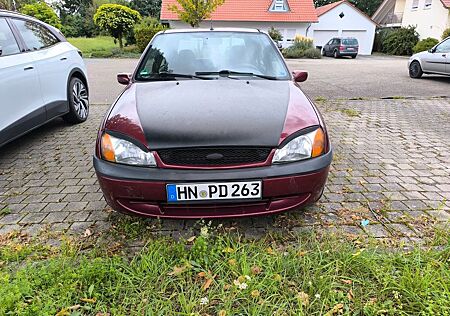 Ford Fiesta 1.3 44 kW Ghia Ghia