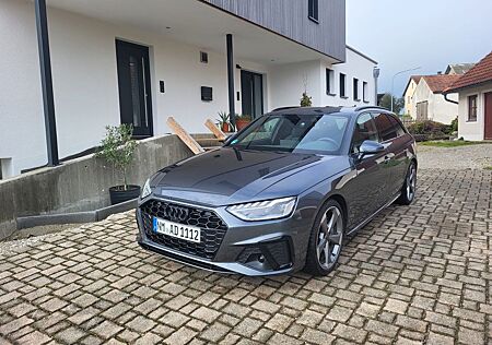 Audi A4 40 TDI S tronic S line Avant S line