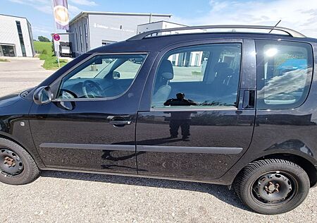 Skoda Roomster 1.2l TSI Active Active