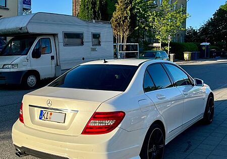 Mercedes-Benz C 180 C Klasse mit neuer Steuerkette