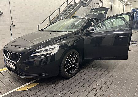Volvo V40 D2 Geartronic Momentum Momentum