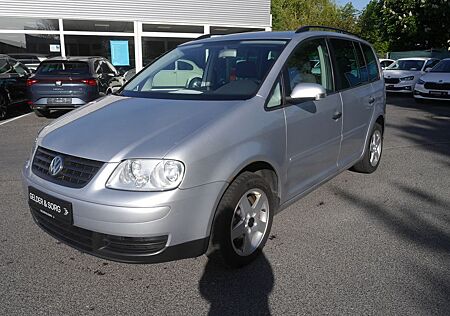 VW Touran Volkswagen TDI Conceptline 7Sitze