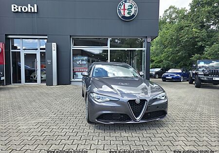 Alfa Romeo Giulia 200PS Automatik