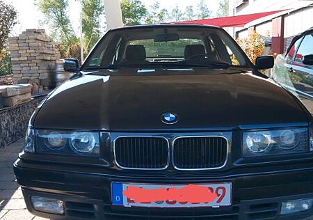BMW 325 i
