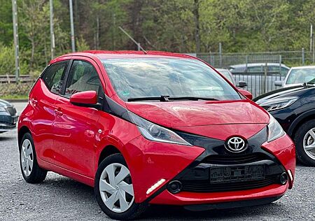Toyota Aygo (X) -play *BT*LED*AUX*HU/AU NEU*Insp.*1. Hand*