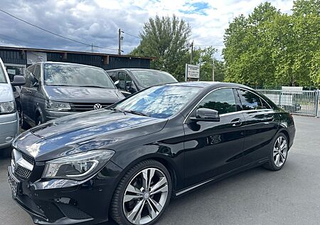 Mercedes-Benz CLA 220 CDI AUTOMATIK/PANO/EUR6/ASSISTENT+