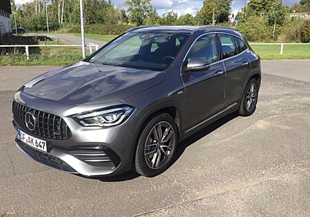Mercedes-Benz GLA 35 AMG Mercedes-AMG GLA 35 4MATIC DCT Me...