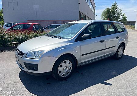 Ford Focus Turnier Fun Navi Klimaautomatik Tüv 9 2025