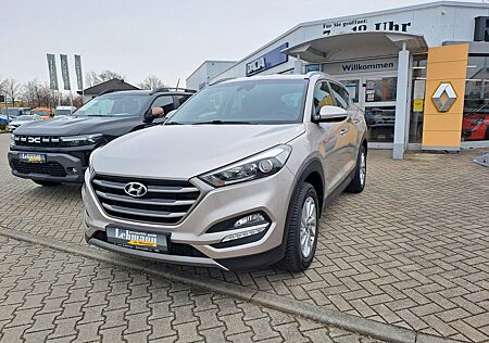 Hyundai Tucson blue Intro Edition 2WD