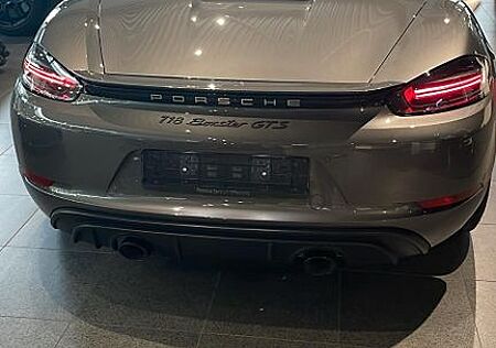 Porsche Boxster GTS 4.0