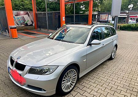 BMW 318i touring -
