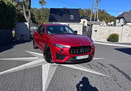 Maserati Levante S 3.0 V6 316kW 4x4 Auto S Trofeo Look