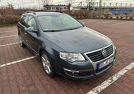 VW Passat Variant Volkswagen 2.0 TDI DPF DSG 125kW Highlin...