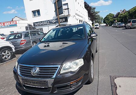 VW Passat Variant Volkswagen PassatVariantTrendline*1-HAND*SCHECKHEFTGEPFLEGT