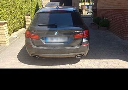 BMW M550d xDrive Touring M