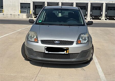 Ford Fiesta 1,3 51 kW Ambiente Ambiente