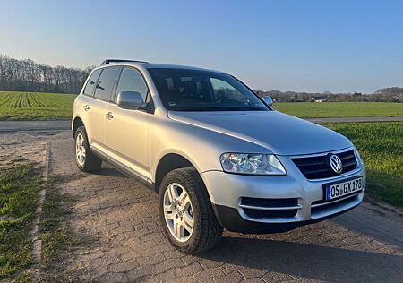 VW Touareg Volkswagen 3.0 V6 TDI Standard