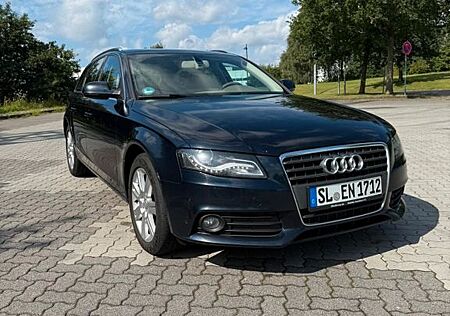 Audi A4 Avant 2,0 TDI, Klimaaut. Panorama, Leder
