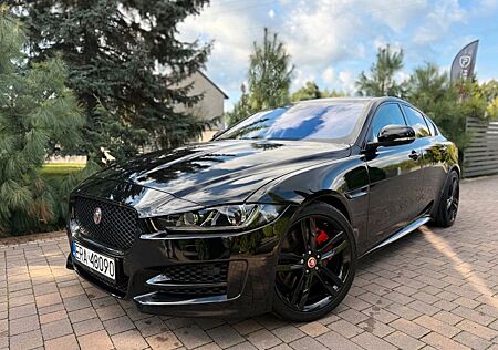 Jaguar XE 3.0 V6 Supercharged 340 PS