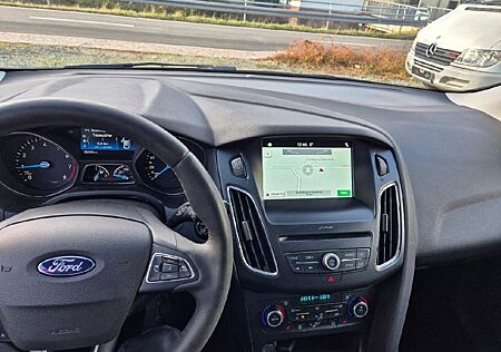 Ford Focus Turnier Titanium