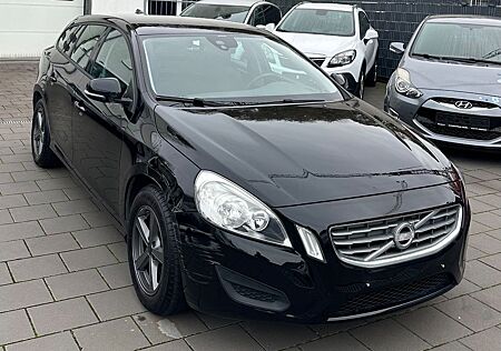 Volvo V60 Kombi 1.6 d
