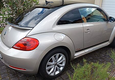 VW Beetle Volkswagen 1.2 TSI DSG BMT Sondermodel CUP