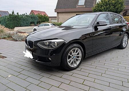 BMW 114i - Baujahr 2013