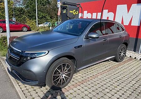 Mercedes-Benz EQC gebraucht kaufen Mercedes-Benz EQC 400 4MATIC AMG Line AMG Line