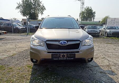 Subaru Forester Active 2.0 d 4x4 klima AHK 2000 KG