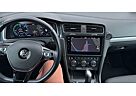 VW Golf Volkswagen e- (1 Jahr Restgarantie)
