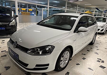 VW Golf Volkswagen VII 1,6 TDI Variant Navi*Tempomat*