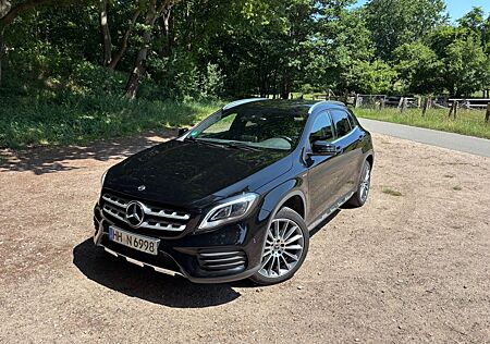 Mercedes-Benz GLA 180 PEAK Edition PEAK Edition