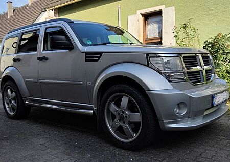 Dodge Nitro SXT 2.8 CRD 4WD Autom. SXT