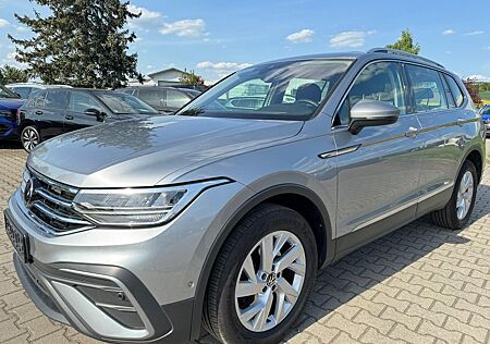 VW Tiguan Allspace Volkswagen Life 4Mot VC Navi AHK HUD ACC