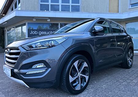 Hyundai Tucson 1,6 Ltr. 4WD Aut. Navi Kam. Klima Tüv NEU