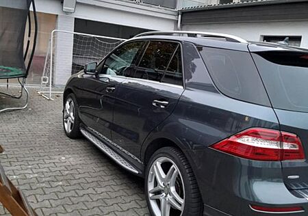 Mercedes-Benz ML 350 BlueTEC 4MATIC -