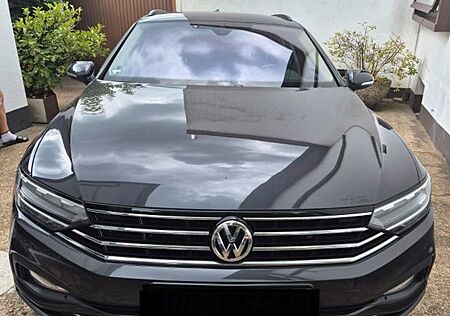 VW Passat Variant Volkswagen 2.0 TDI SCR 140kW DSG Busines...