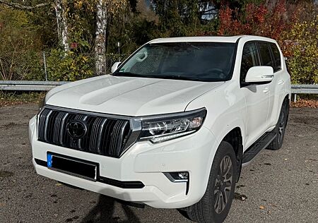 Toyota Land Cruiser 2.8 D-4D Executive Automatik Ex...