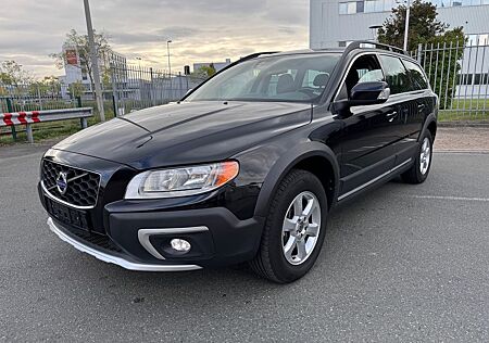 Volvo XC 70 2.0l D4 Polar 2. Hand EU6 HU/AU NEU